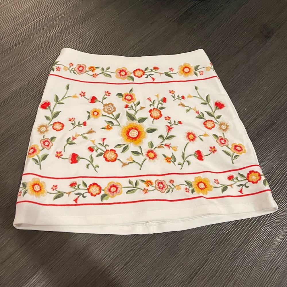 Forever 21 Embroidery Flower Mini Skirt